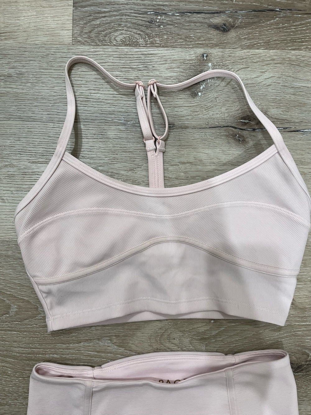 L*Space Two-Piece Active Set Light Pink Sports Bra and Biker Shorts Workout XS - Picture 2 of 9